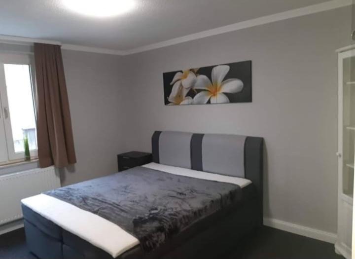 Gepflegte Schoene Ferienwohnung Mitten In Der Stadt Witten an der Ruhr Exterior foto
